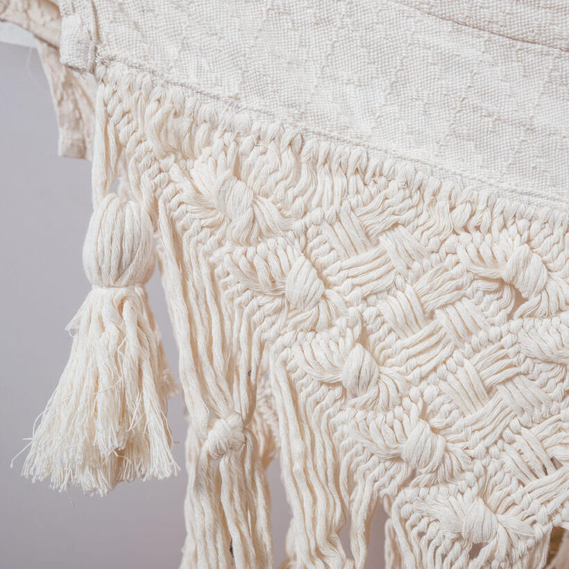 Cream Colombian hammock handmade in San Jacinto fringe